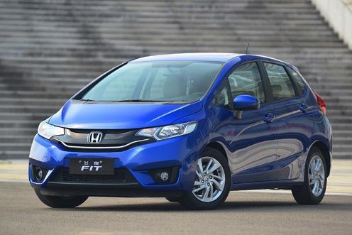 4月6-7日大连车展，这3台省油好用的合资轿车才7万块！