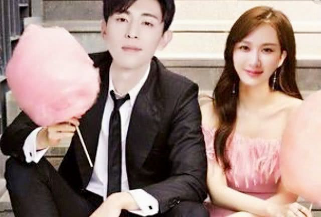 邓伦杨紫将出演中国版《金秘书为何那样》?网