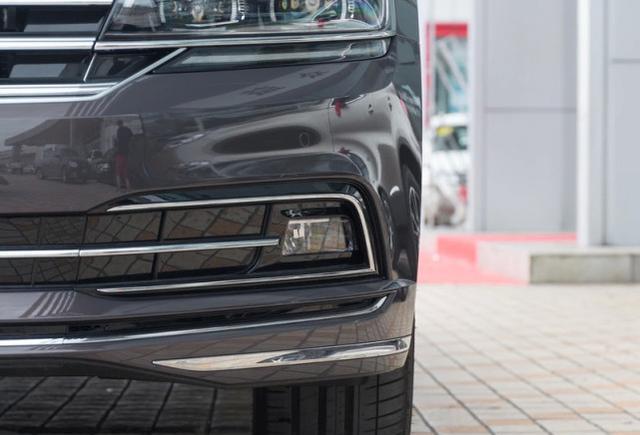 老爸嫌弃他三四年前的别克，要开我40多万的辉昂，我要找妈说理去