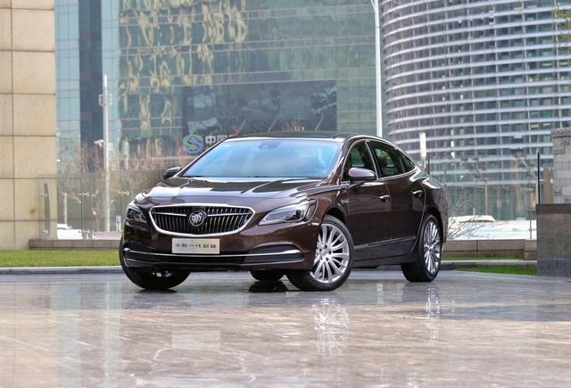 没有跑车的命却得了跑车的病! 这5款家用车油耗高到崩溃!