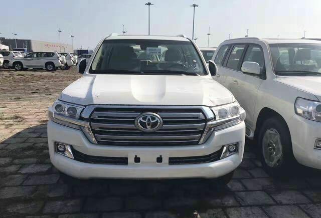 丰田酷路泽5700川藏越野之王 最受关注的越野车