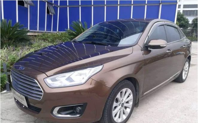 福睿斯和科沃兹哪个好点?两者的外观都不难看