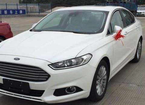 曾经的油老虎，新款比A6漂亮，油耗感人仅4.2L，还要啥迈腾