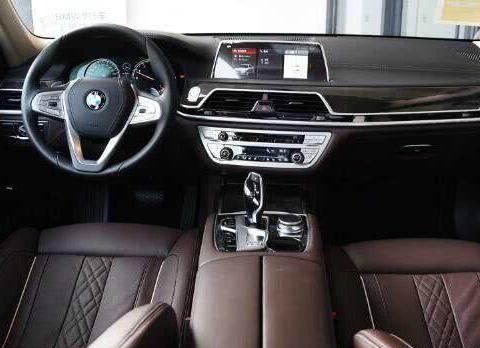 比奔驰S级还豪华，成功人士的首选，电吸门，电尾门