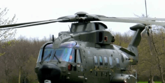 aw-101"灰背隼"直升机