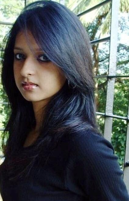 巴基斯坦乡村姑娘 四个女人愿意服侍一个男人