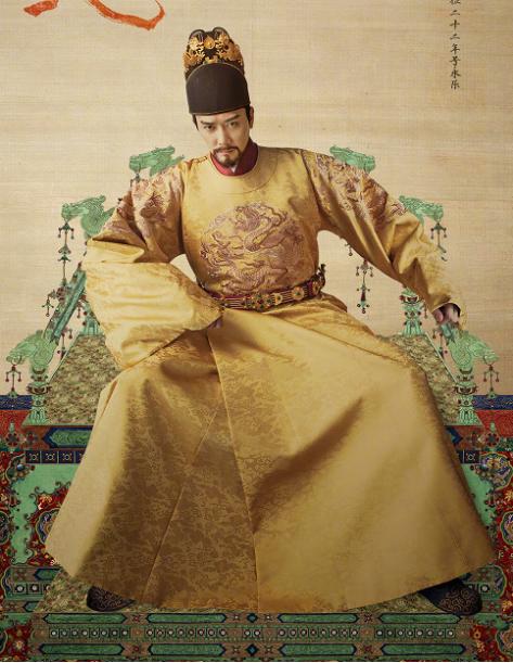 电影节主持不做功课就采访冯绍峰!还好弄错的