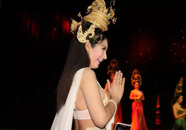 这部泰国人妖纪录片,绝对颠覆你对变性人的认知