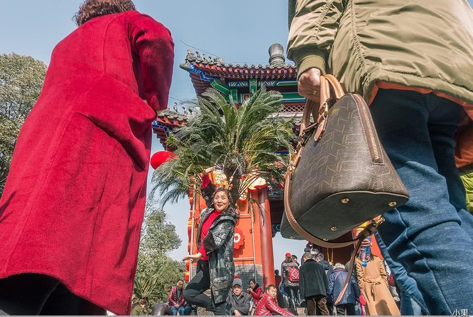 中国最会享受的一座城市,同样挣钱,人家享受生