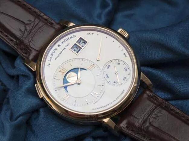 最新出炉!2018年十大名表排行