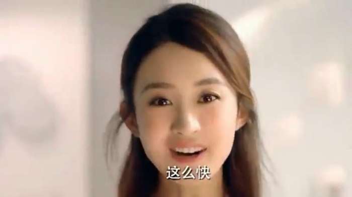 baby成美团最新代言人, 与赵丽颖相比, 这演技