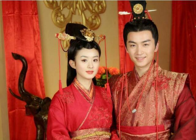 古代富家小姐看上一穷鬼嫁之生下6个儿子3个儿子当皇帝