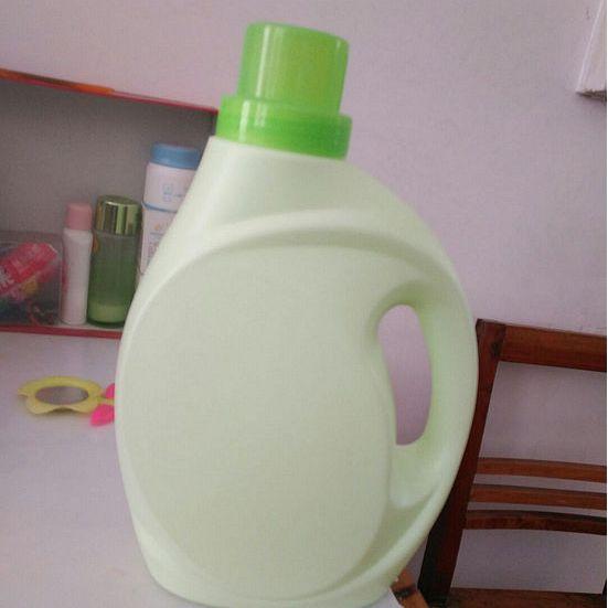 我要扔空洗衣液瓶子,媳妇骂我傻,自制的小花盆超美哦!