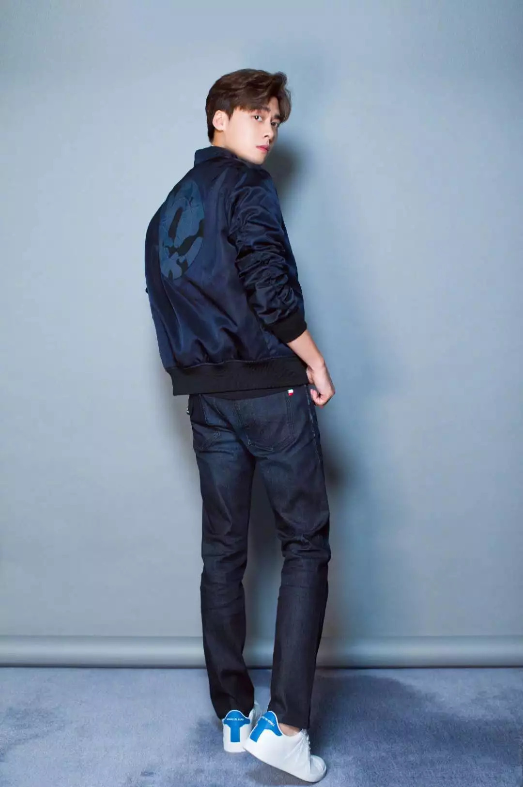 李易峰更新动态宣传《这就是灌篮》,却说到了