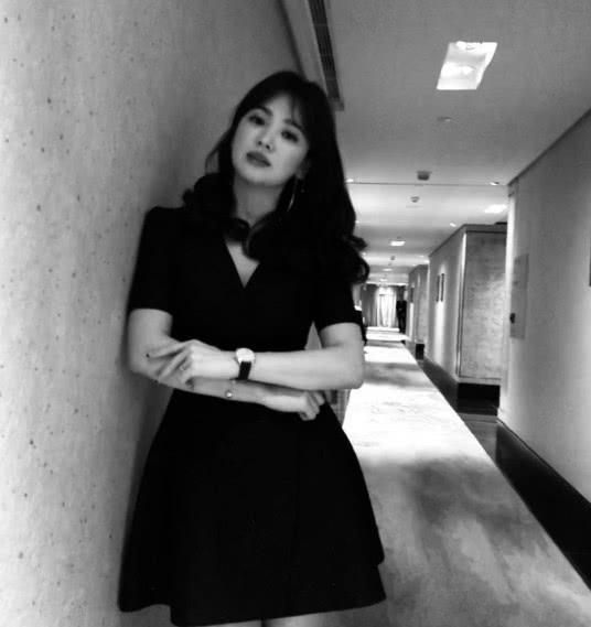 韩国80后颜霸:第3位已经生2胎,她结婚半年多还