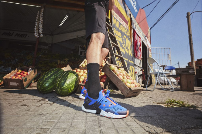 有9种系鞋带方式的Nike老爹鞋了解一下?Adid