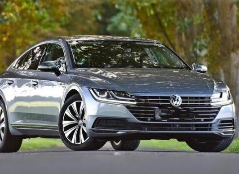 凯美瑞终于着急，大众新车比奥迪A7还漂亮，配四驱不足23万！