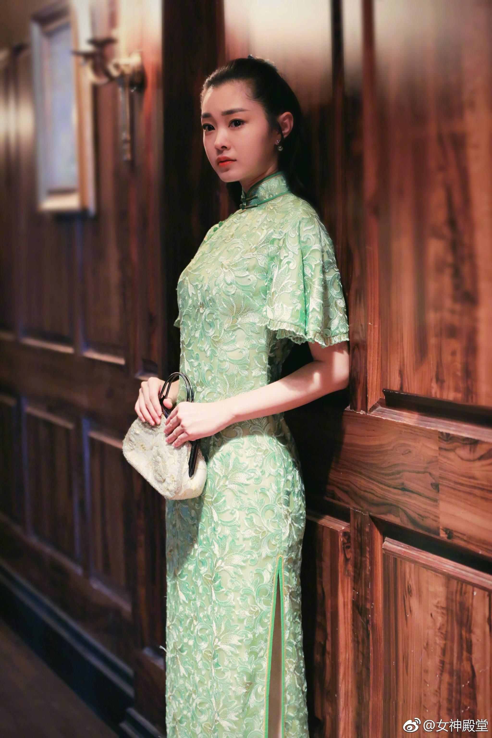 宋轶旗袍写真,古典美人气质,不一样的风情,绝美的容颜。