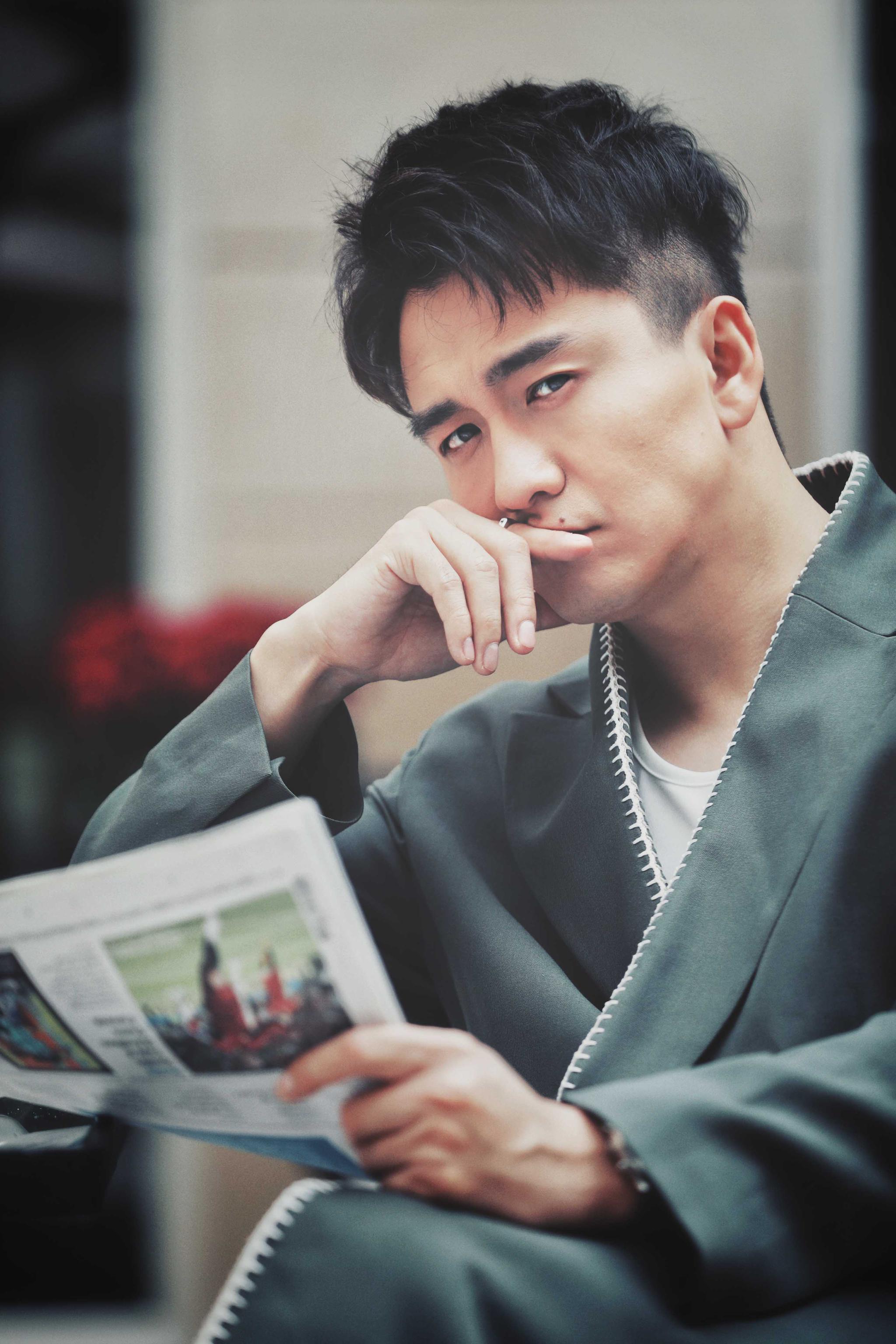 翟天临 朱一龙 难掩盖黑历史表情包就这样被镇