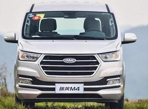 国产MPV又一黑马！长5米2，轴距超3米，带360度旋转座椅