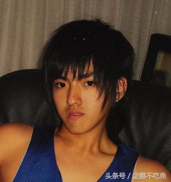 男星年轻时照片,吴亦凡帅气,邓超是胖子,古天乐