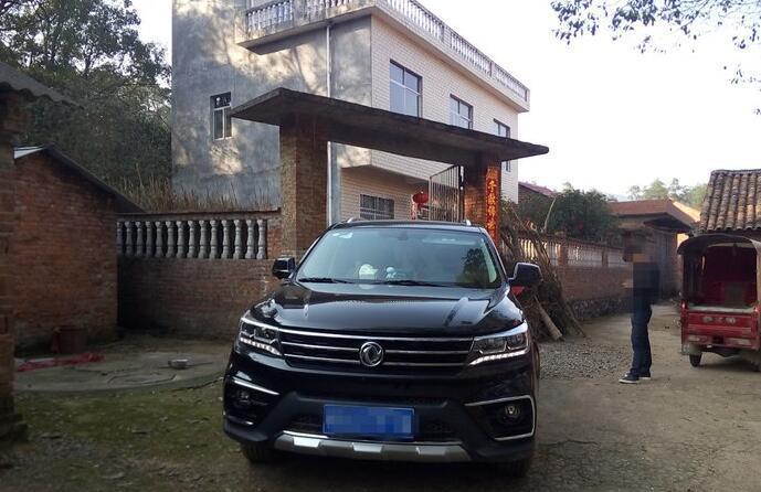 10万级国产SUV不是哈弗H6, 而是内饰不输博越的景逸X5