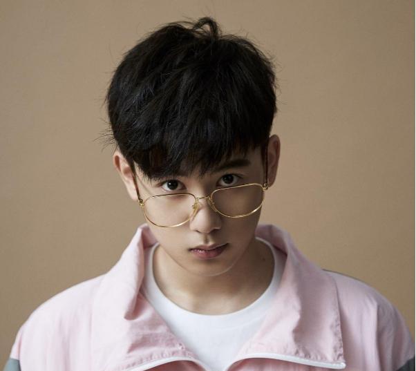 明星公开恋情会掉粉?可为何胡先煦和他们公开后都涨粉了