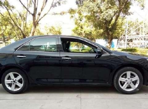 小伙花10万买辆“凯美瑞”上下班