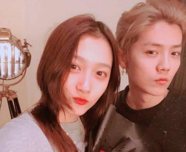 明星公开恋情会掉粉?可为何胡先煦和他们公开后都涨粉了