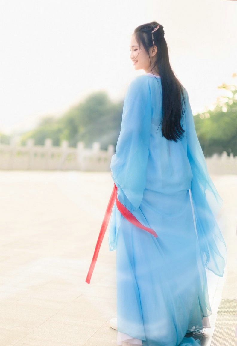 清纯古装美女皇宫唯美写真倾国倾城写真集 @微相册 @微博摄