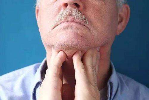 中医印证:揪痧此穴位对急慢性咽炎康复有