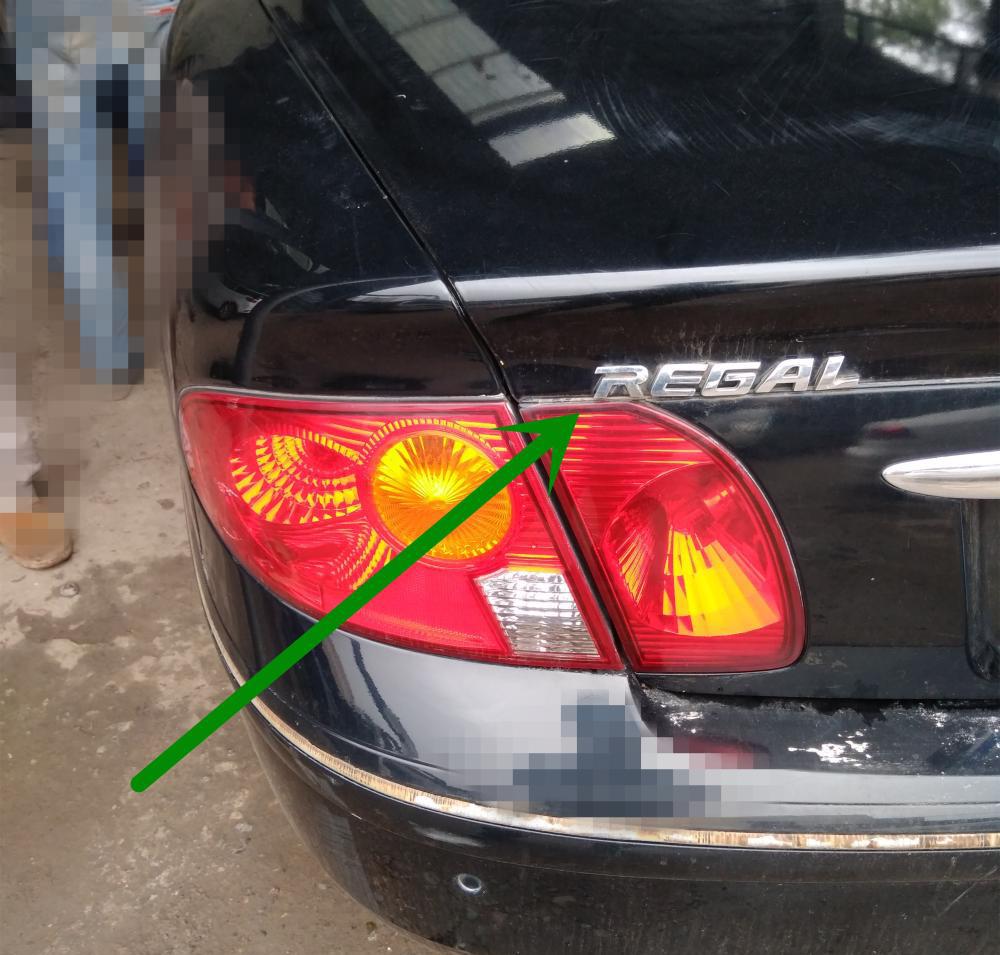 别克君威不让车主省心, 车窗玻璃有时升不上去, 有时又降不下来!