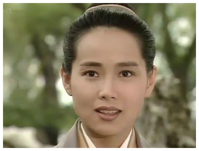 为什么《新白娘子传奇》中的徐贤装扮成男装,而《白蛇传》中的徐