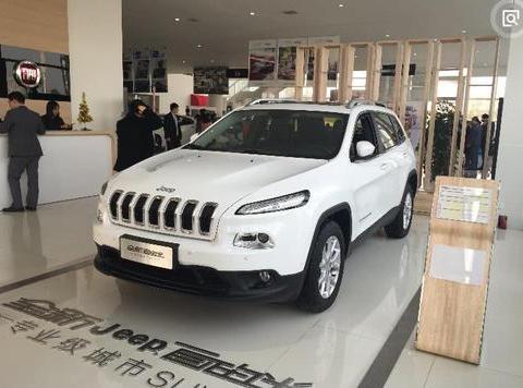 曾是jeep最不受待见的车型？当年40万如今只卖16万！