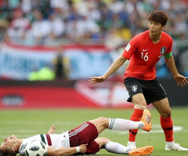 捧日本队不屑韩国队 国足球迷世界杯态度鲜明