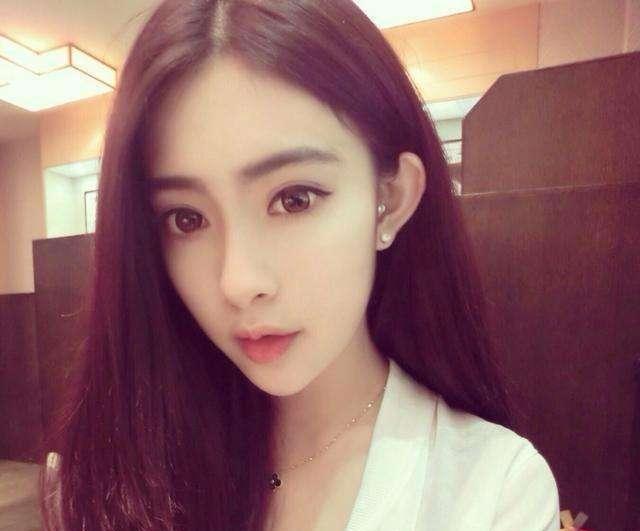 婚后才发现婆婆给我的结婚戒指是假的,我感觉