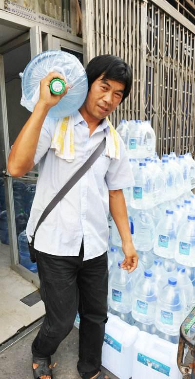 开心一刻笑话: 早上一笑,开心一整天!