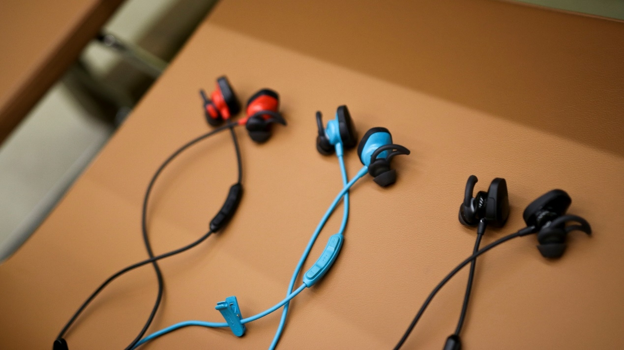 看起来都一样,其实Bose的运动耳机做了许多努