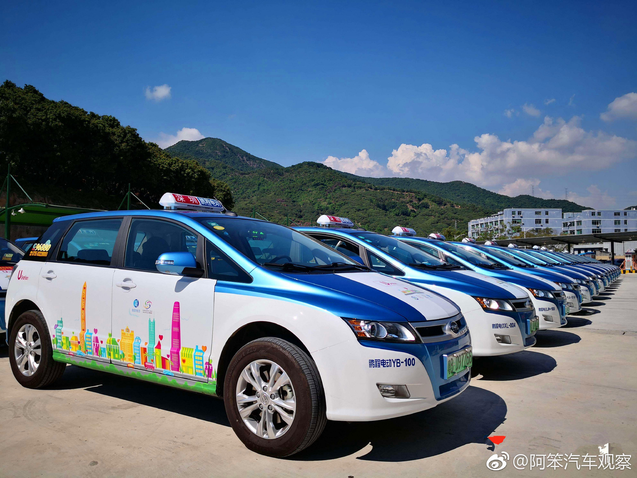 远知行开启深圳首个前装量产自动驾驶小巴载人示范运营