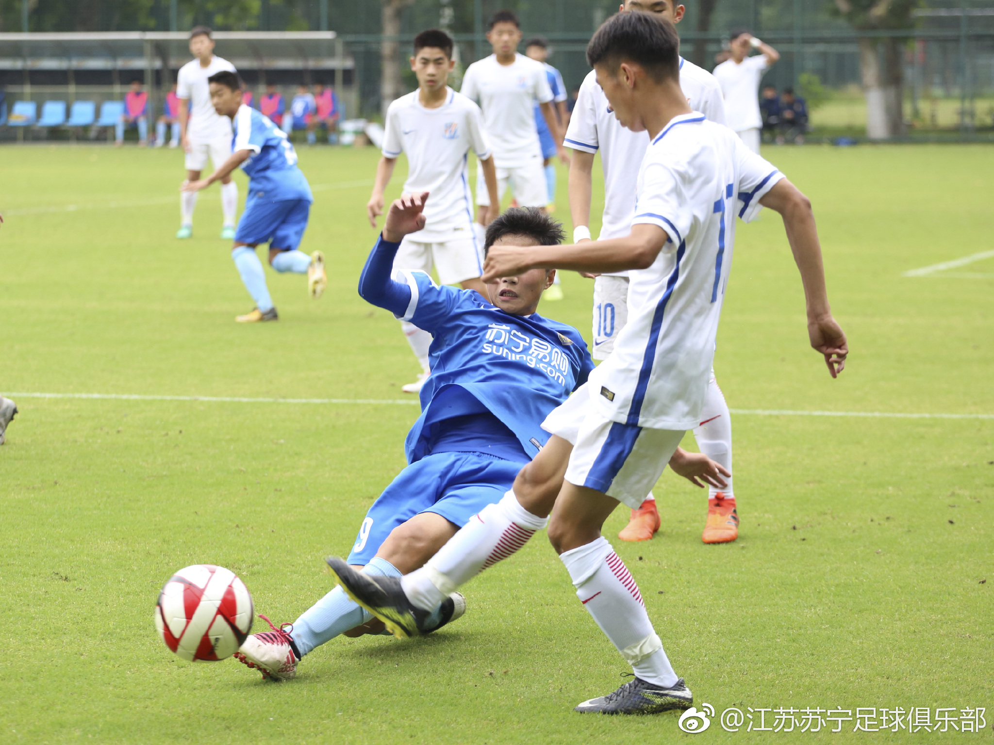 在今天上午进行的青超联赛U15第五轮的比赛中