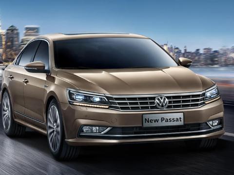 2018新款帕萨特上市，后排配办公桌