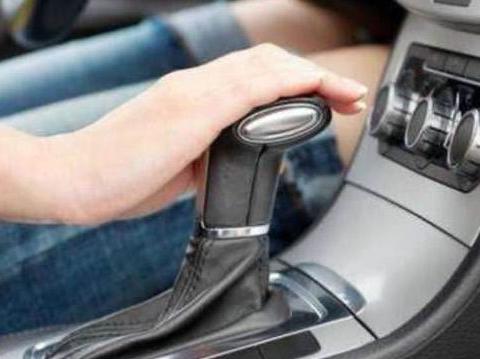 速递!新鲜的“驾驶技巧“资讯全在这，看我就够了