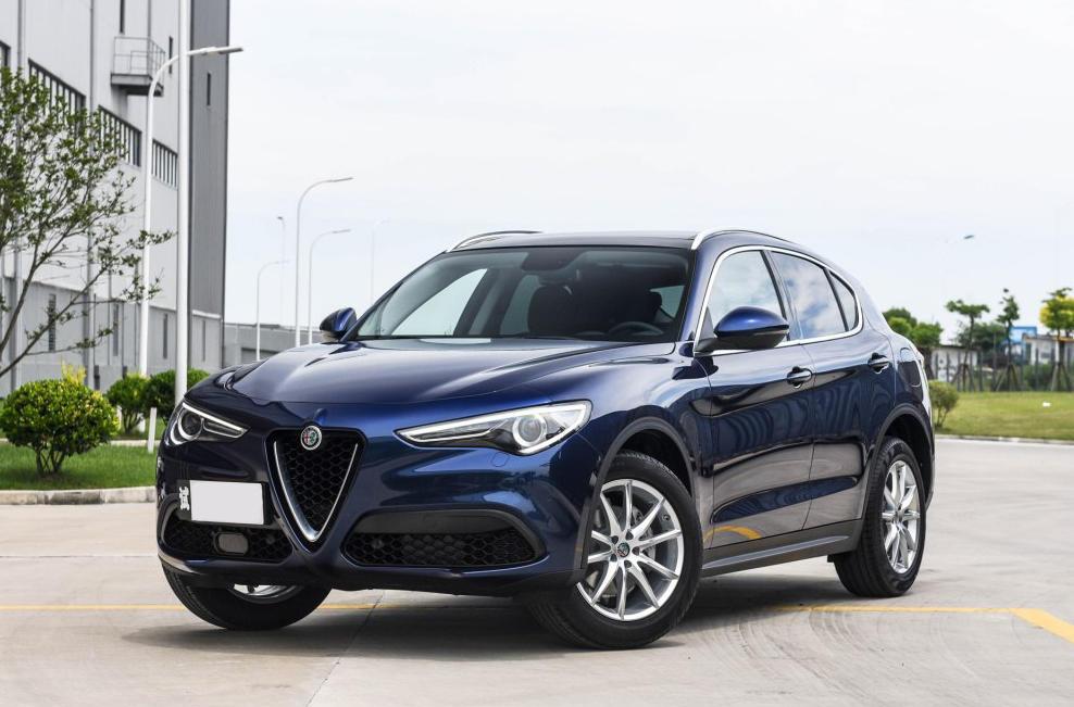 纯进口亲民价! 开这台车回头率堪比法拉利