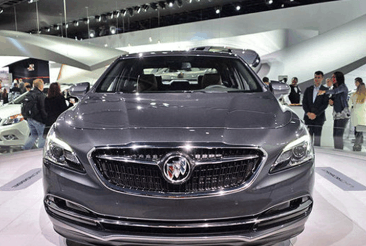 气质不输A6! 配备9AT变速箱, 最美十佳内饰, 有着君临天下的称号