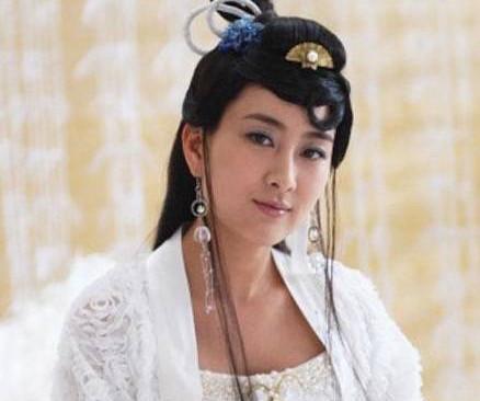 西游记: 嫦娥的扮演者, 有一个是男的, 有一个竟是日本人!