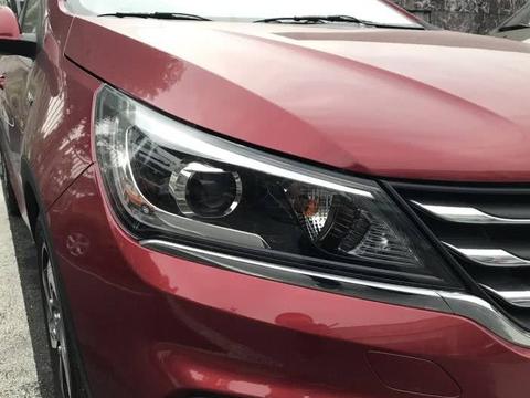 为什么宝骏310会卖的这么好？它的缺点很少？这四位车主给你答案