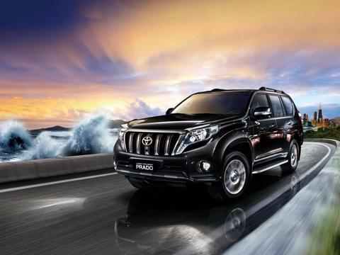 丰田霸道改装汽车音响 高音倒模安装