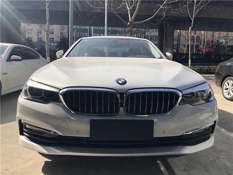 外有颜值内有乾坤 济南孚卡悦听宝马528改装意大利宝马专用三分频