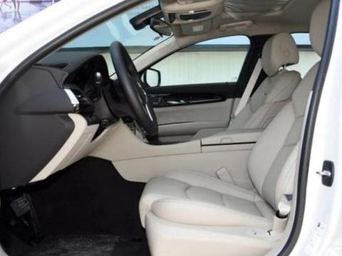 30岁拿下丐版比A6都成功，落地40万，车长5米1，豪华比肩E级