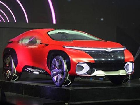 奇瑞轿跑SUV概念车，车窗玻璃集成有VR和AR技术